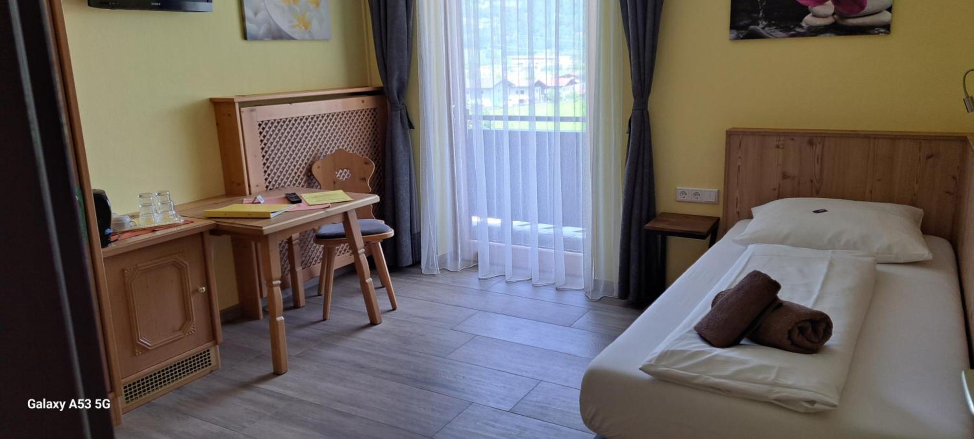Gaestehaus Steger Kaprun Ngoại thất bức ảnh