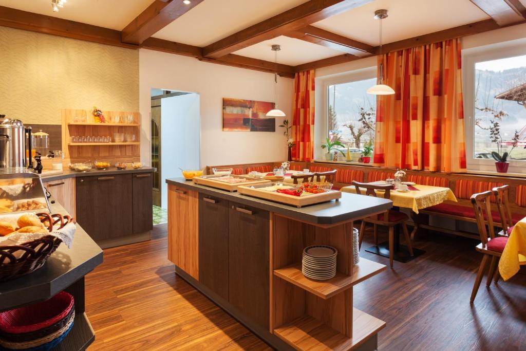 Gaestehaus Steger Kaprun Ngoại thất bức ảnh